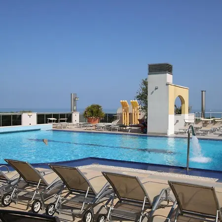 Eraclea Palace Appart hôtel
