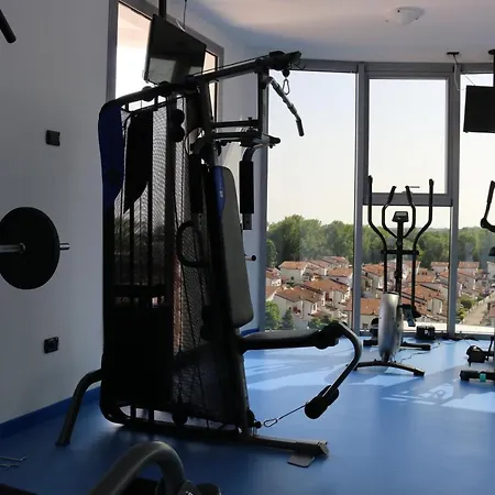 מלון דירות Eraclea Palace