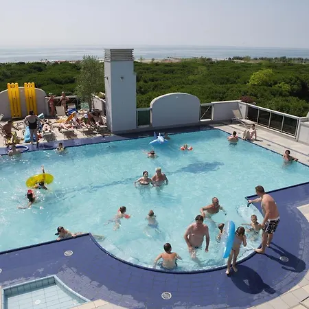 Eraclea Palace *