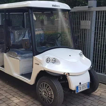 Aparthotel Eraclea Palace 3*