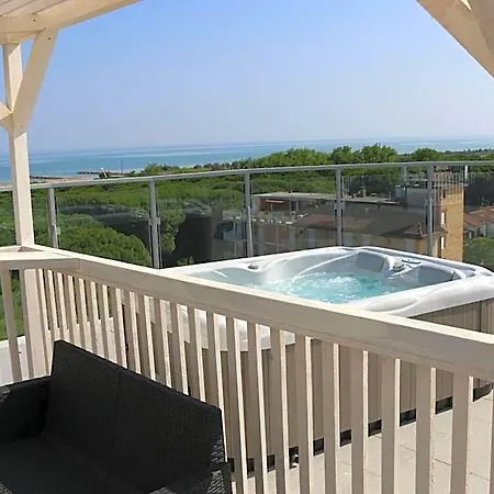 Eraclea Palace Apartahotel 3*